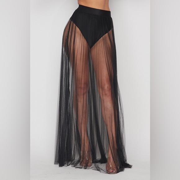 Nu Shuz Key West Black Pleated Sheer Maxi Skirt - Picture 5 of 9